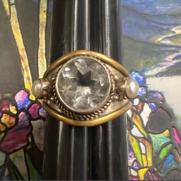 .925 Genuine Sterling Silver & Brass CZ & Pearl Ring
Size 9.5 - Picture 1 of 1